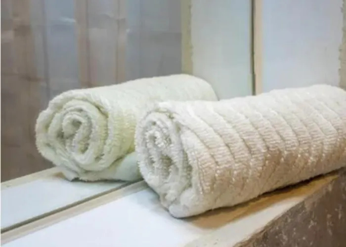Camping Habitación Económica Y Pequeña Con Baño Privado Cerca Del Centro Histórico