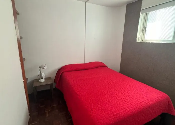 Habitación Económica Y Pequeña Con Baño Privado Cerca Del Centro Histórico *
